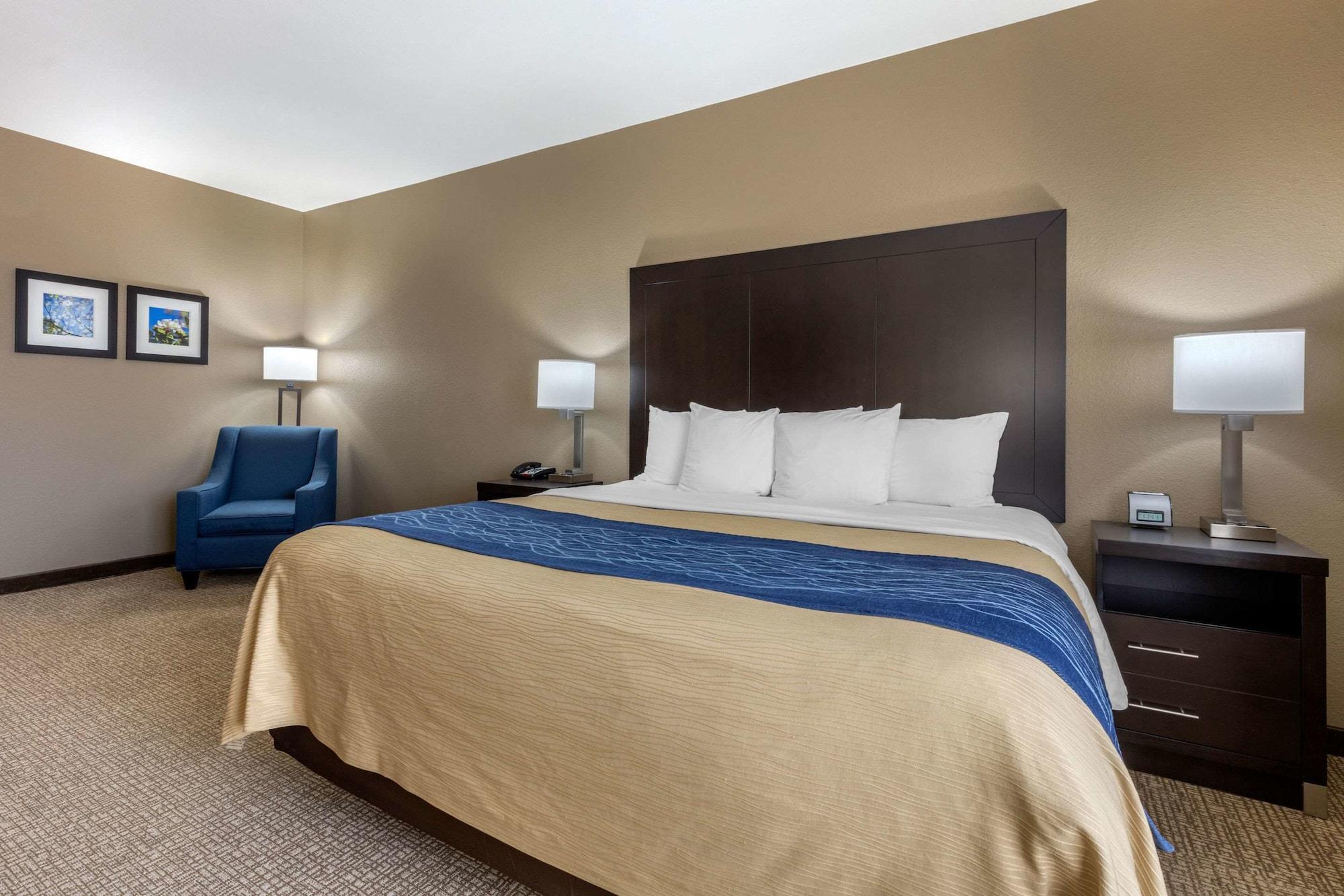 Comfort Inn & Suites North Little Rock Mccain Mall Экстерьер фото