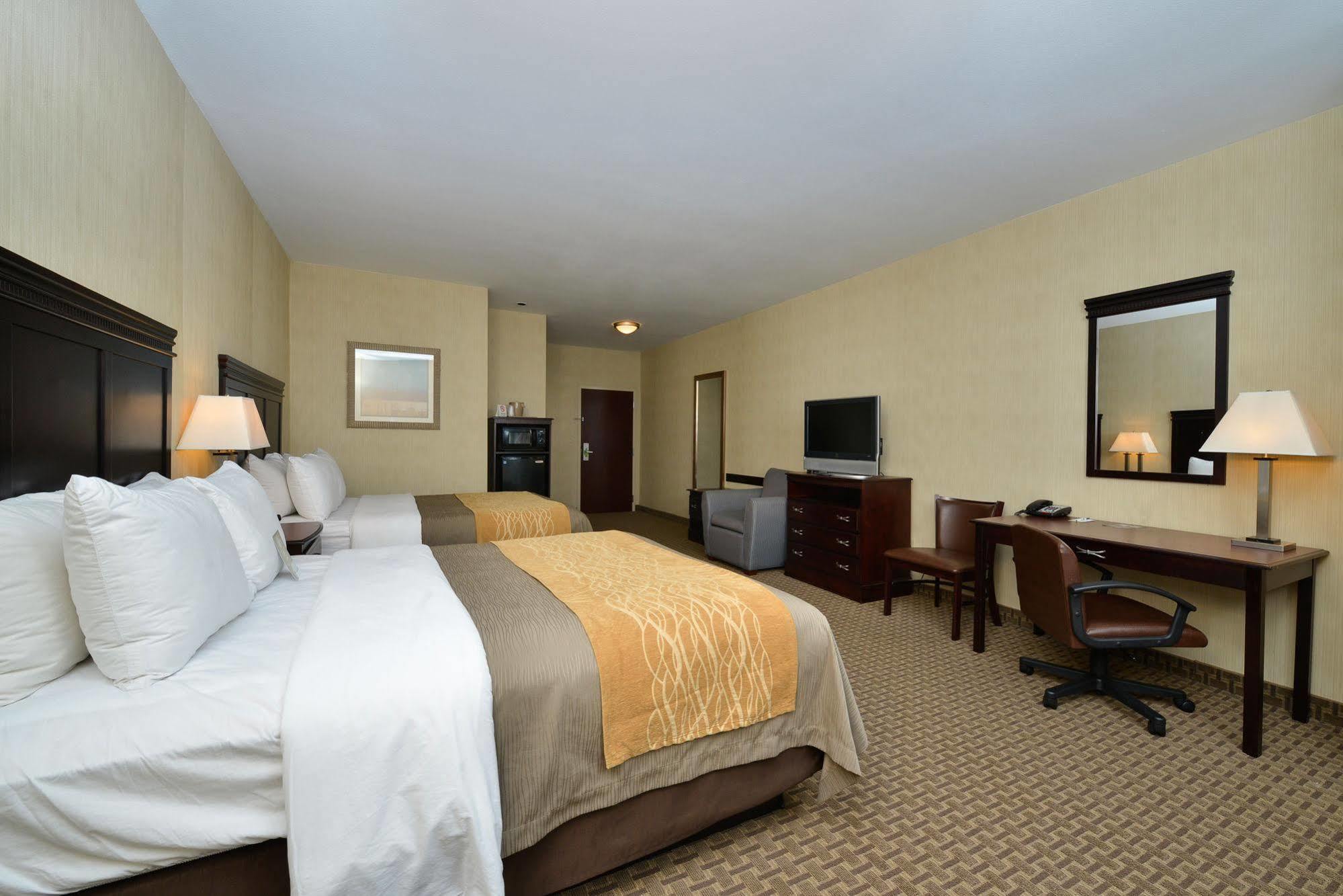 Comfort Inn & Suites North Little Rock Mccain Mall Экстерьер фото