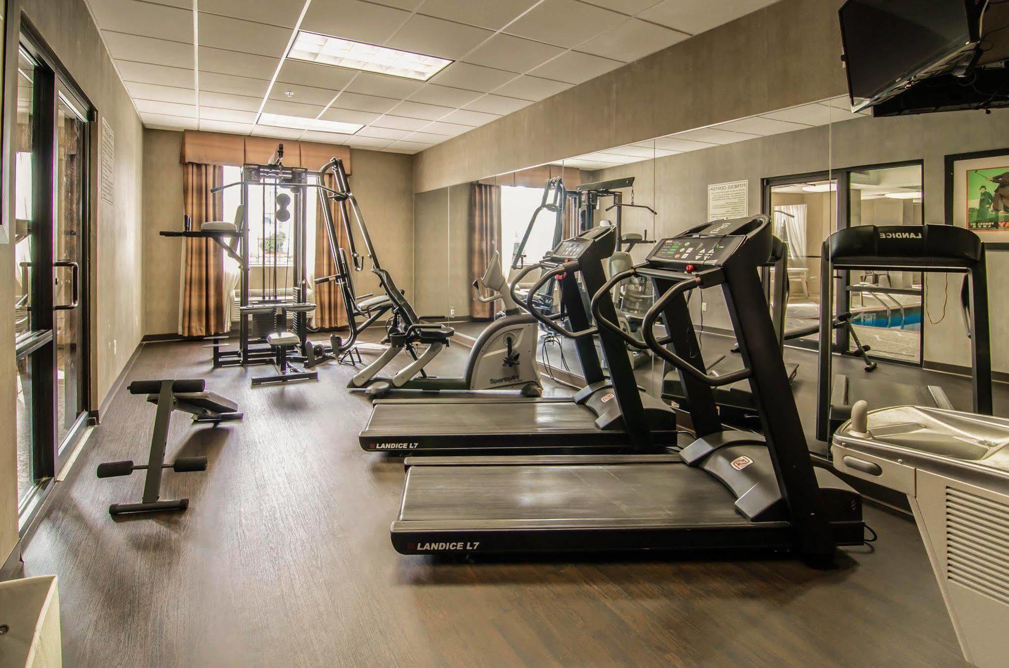 Comfort Inn & Suites North Little Rock Mccain Mall Экстерьер фото