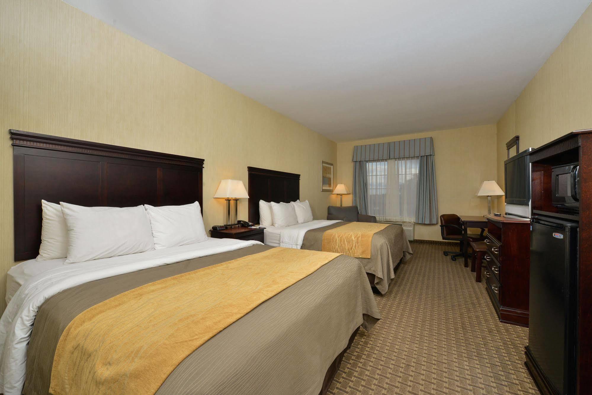 Comfort Inn & Suites North Little Rock Mccain Mall Экстерьер фото