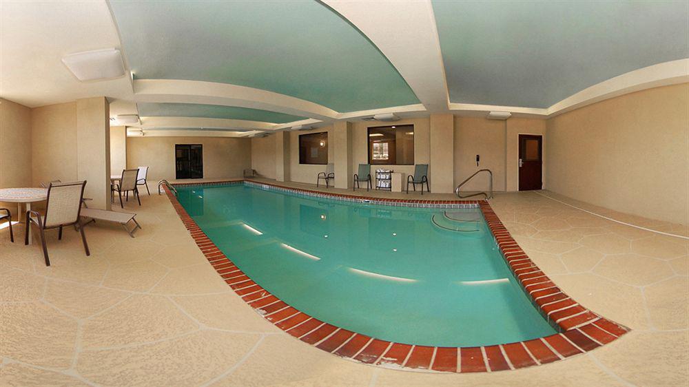 Comfort Inn & Suites North Little Rock Mccain Mall Экстерьер фото